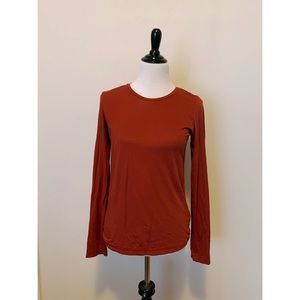 EVERLANE red/clay Pima stretch long sleeve